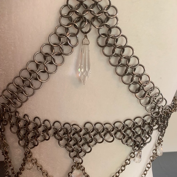 VINTAGE silver chain and crystals bra - Picture 6 of 10